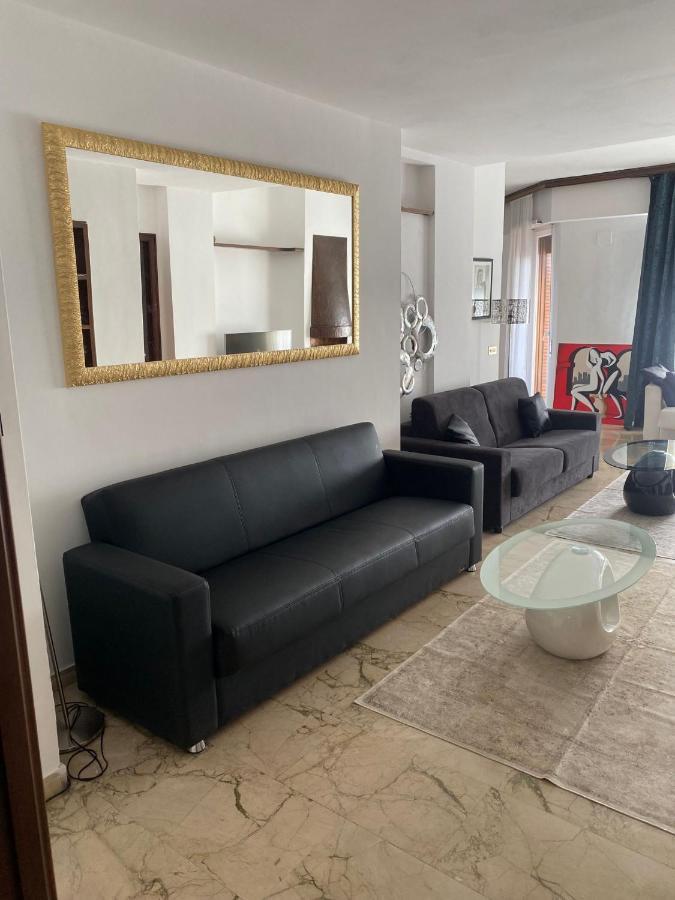 Eur Centro Lux Apartment Con Camino Rzym Zewnętrze zdjęcie